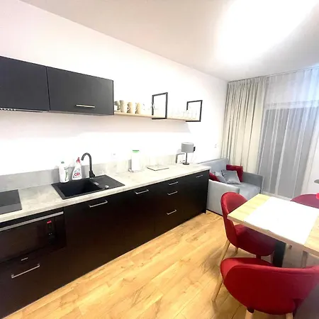 Premium Atal Square-free Parking Space In The Garage