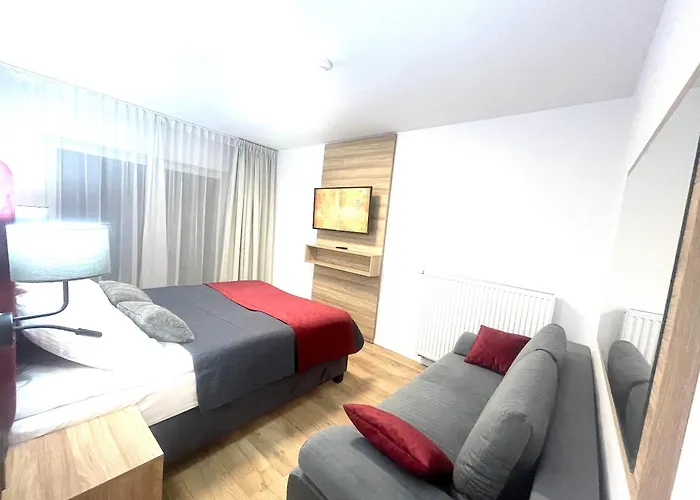 Premium Atal Square-free Parking Space In The Garage Apartmán