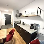 Premium Atal Square-free Parking Space In The Garage *