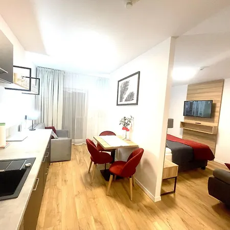 Premium Atal Square-free Parking Space In The Garage