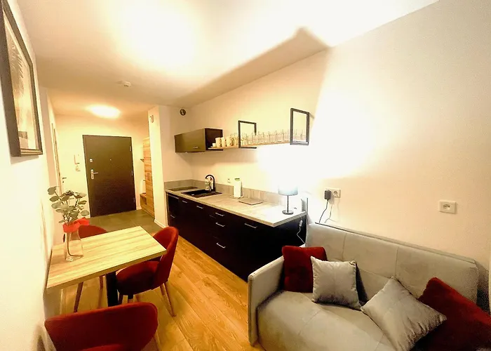 Premium Atal Square-free Parking Space In The Garage Apartamento Breslavia