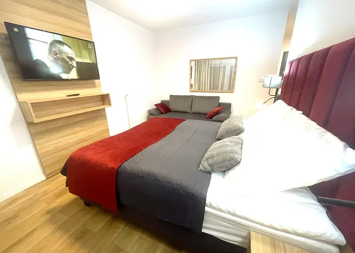 Premium Atal Square-free Parking Space In The Garage Apartamento