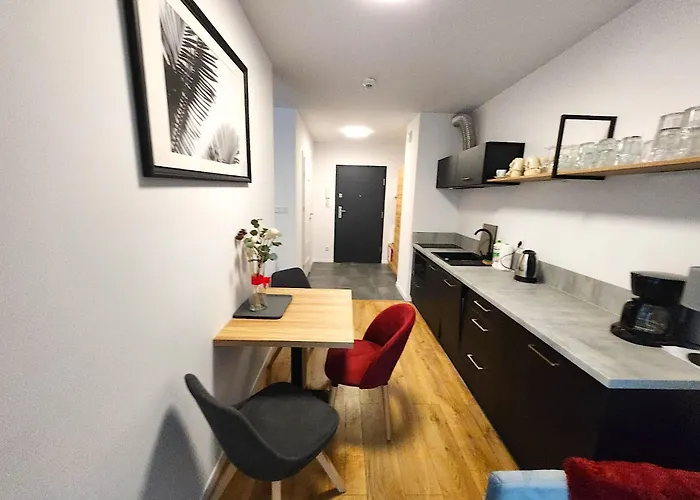 Premium Atal Square-free Parking Space In The Garage * Breslavia