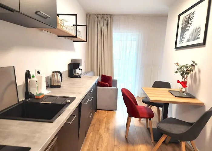 Premium Atal Square-free Parking Space In The Garage Apartamento